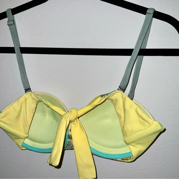 Maaji Women's M Firefly Timbers Yellow Reversible Swimsuit Bikini Top Underwire - Picture 4 of 9